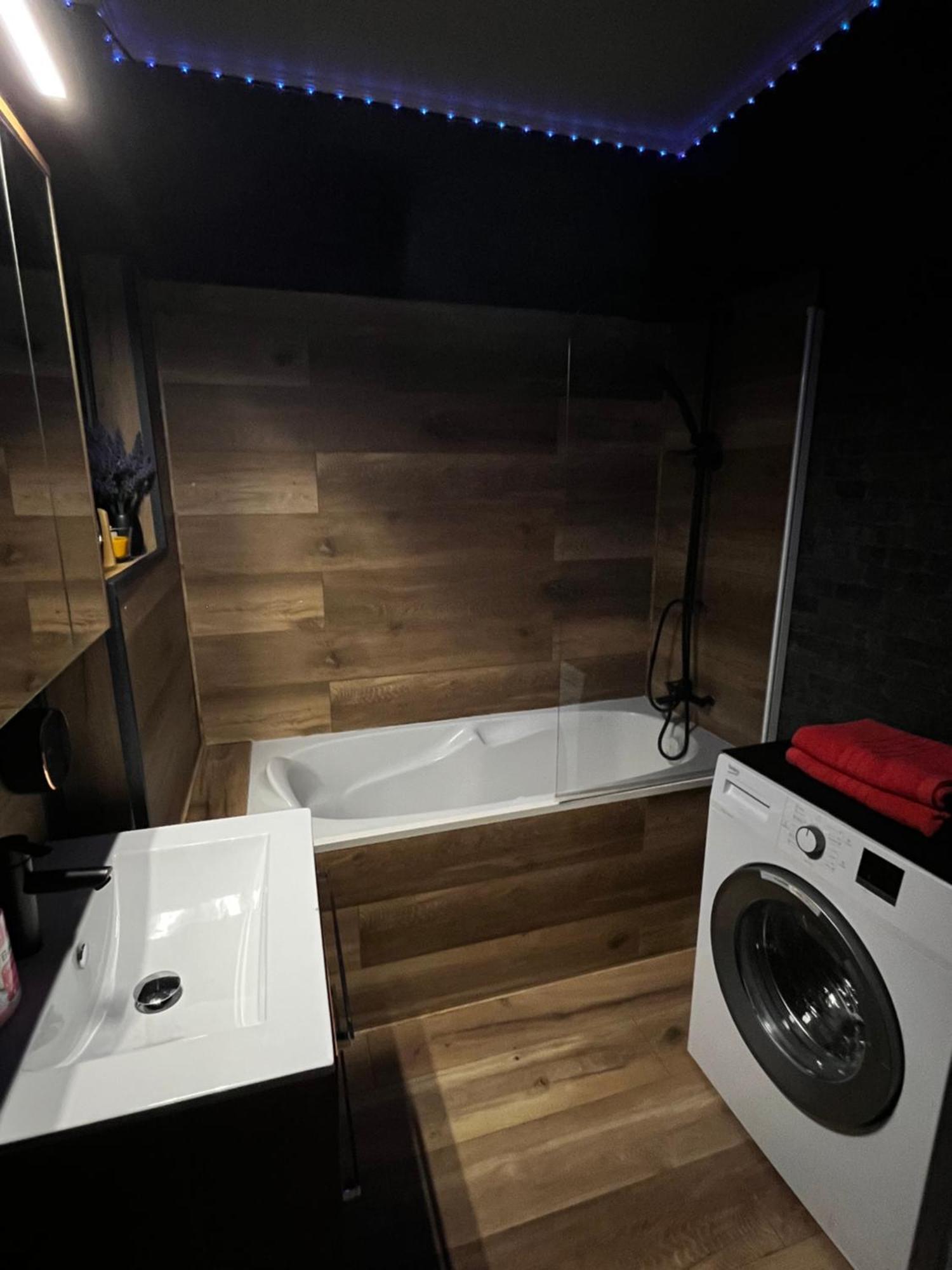 Monfas Apartment Provence In Prague Luaran gambar